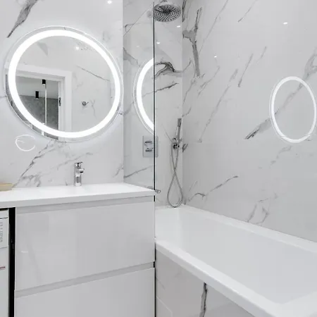 Luxurious With Panoramic View In The Historic Center Kyiv